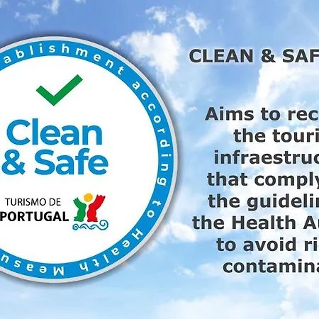 Renovated With Private Courtyard, By Timecooler Apartmán Lisboa