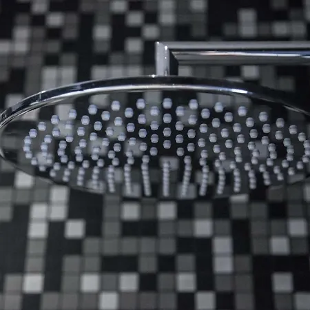 Apartmán Renovated With Private Courtyard, By Timecooler